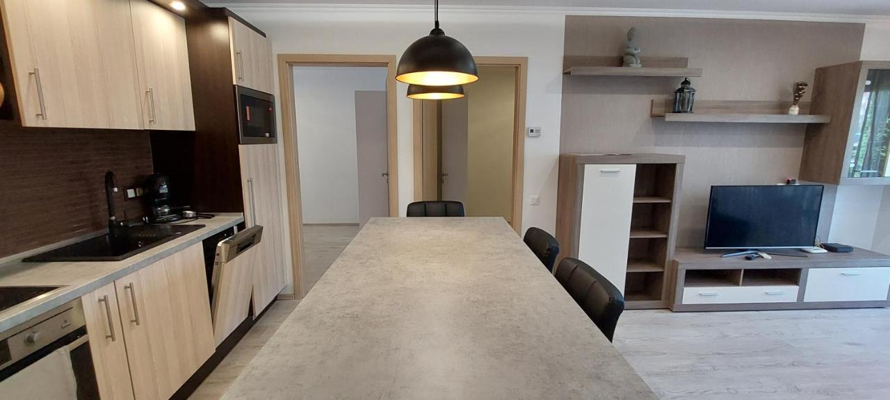 Laguna Beach Apartmanok Siófok Esterno foto