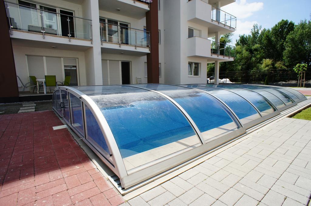 Laguna Beach Apartmanok Siófok Esterno foto