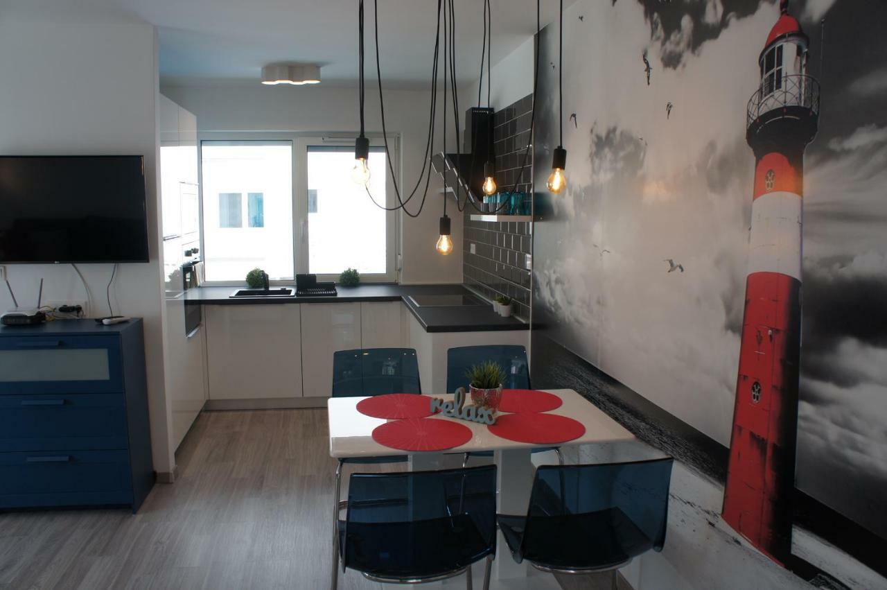 Laguna Beach Apartmanok Siófok Esterno foto