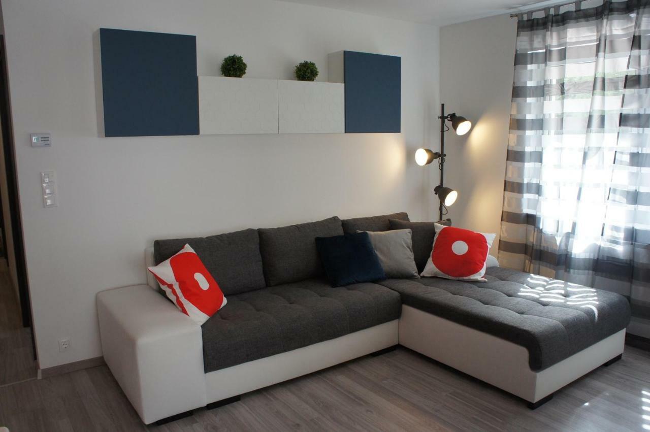 Laguna Beach Apartmanok Siófok Esterno foto