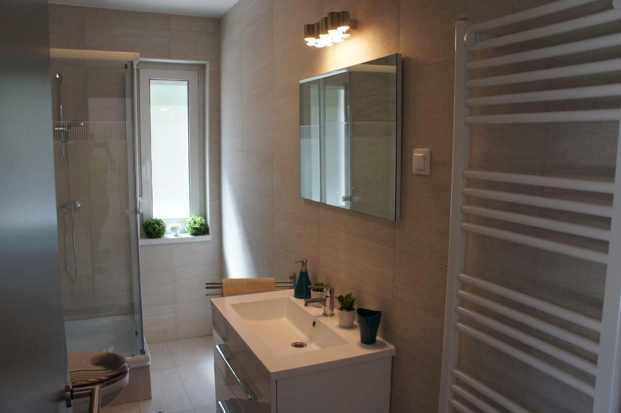 Laguna Beach Apartmanok Siófok Esterno foto